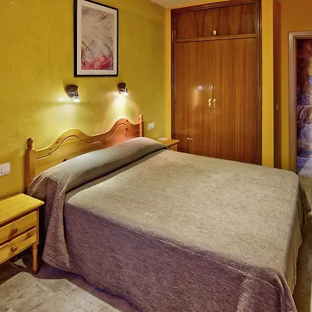 Hotel Dona Blanca 3*